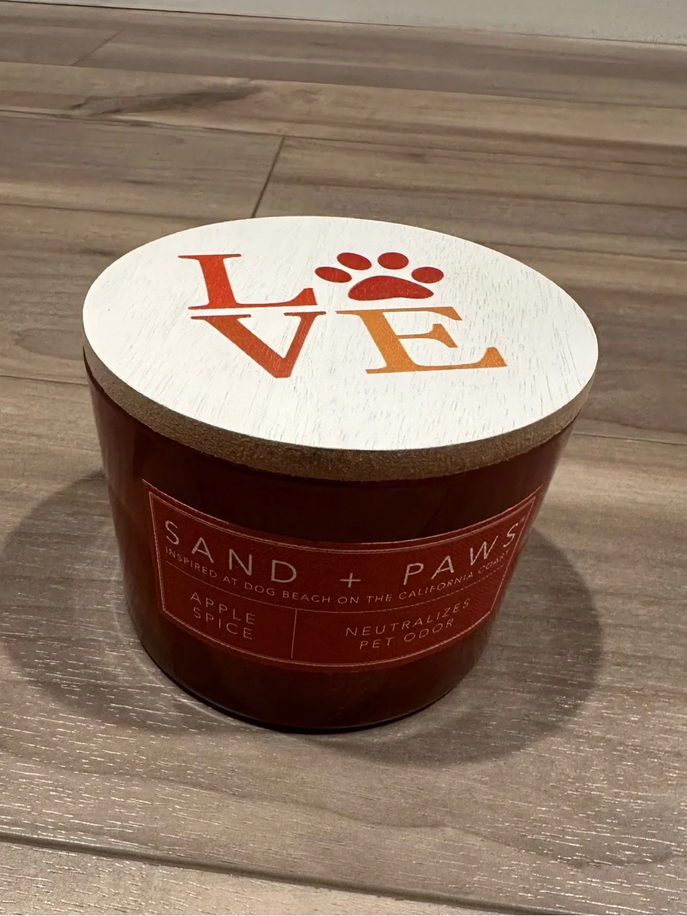 Apple Spice Scented Candle — Red sand and paws 🐾
